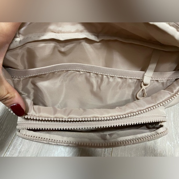 Reebok Fanny Pack, Light Cream - Picture 3 of 4